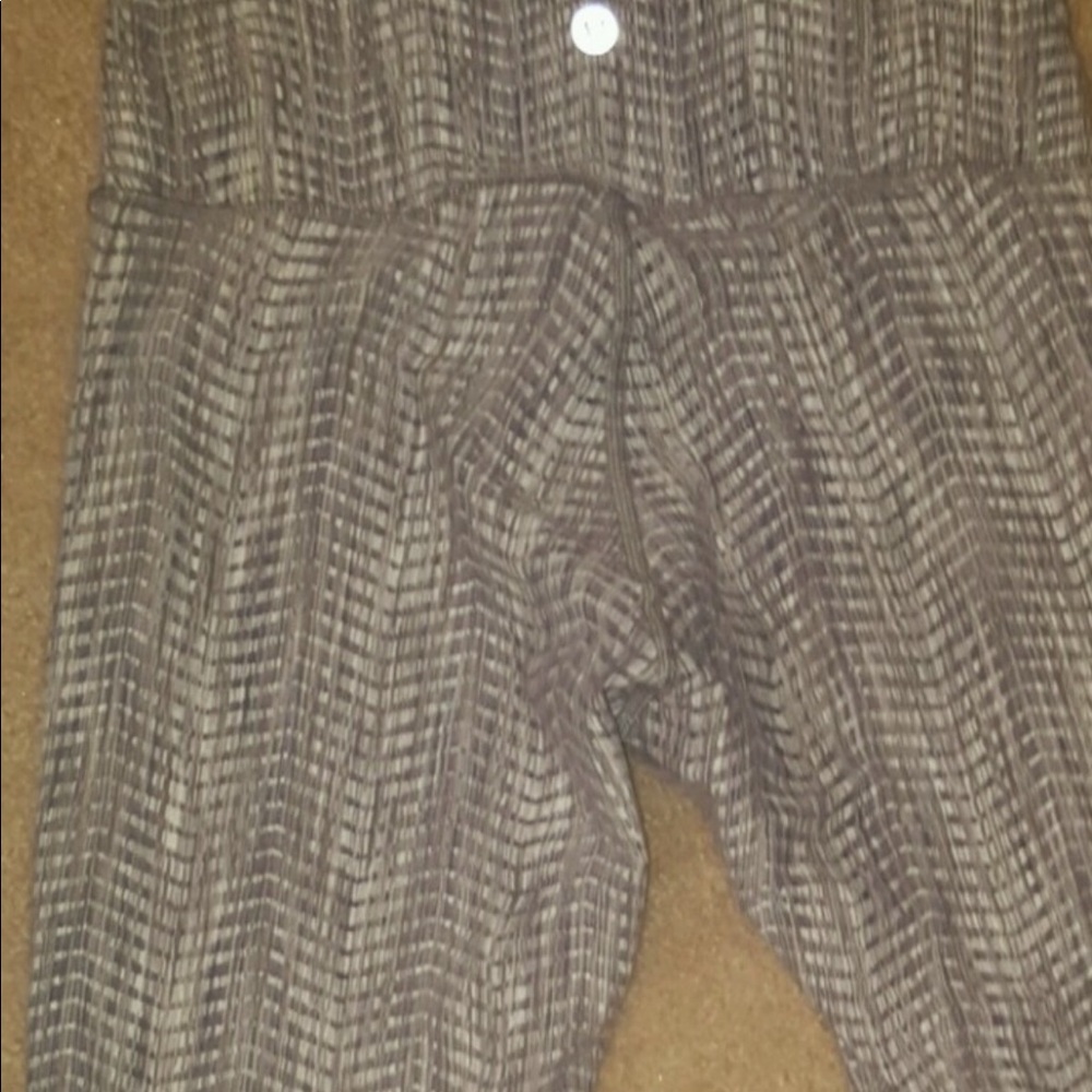 Lululemon Capri leggings size 8